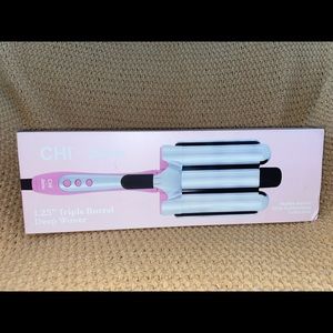CHI x BARBIE triple wand deep waver